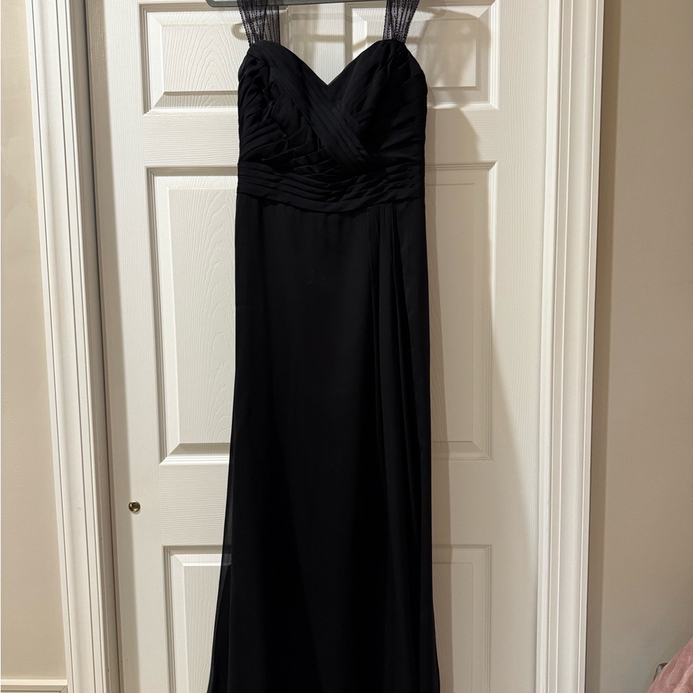 Black Ruched Bodice Maxi Dress - Women's Formal Gown